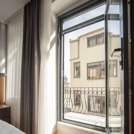 House With Balcony In Galata 2 Daire İstanbul