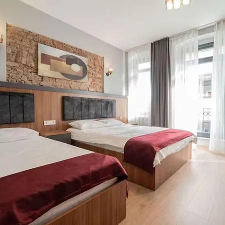 Apartament House With Balcony In Galata 2